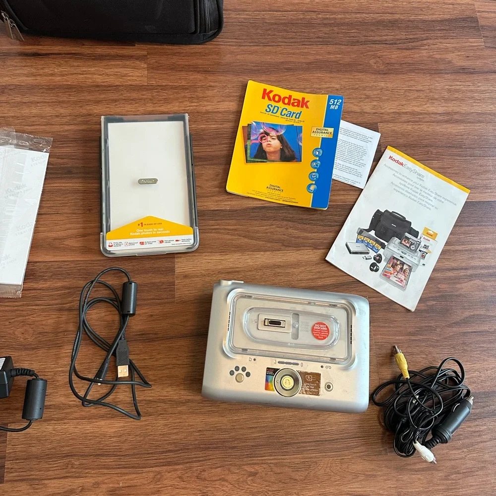 VTG Kodak EasyShare Printer Dock & Accessories